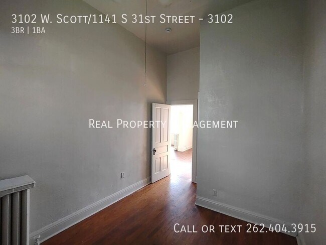 Building Photo - 3102 W Scott St