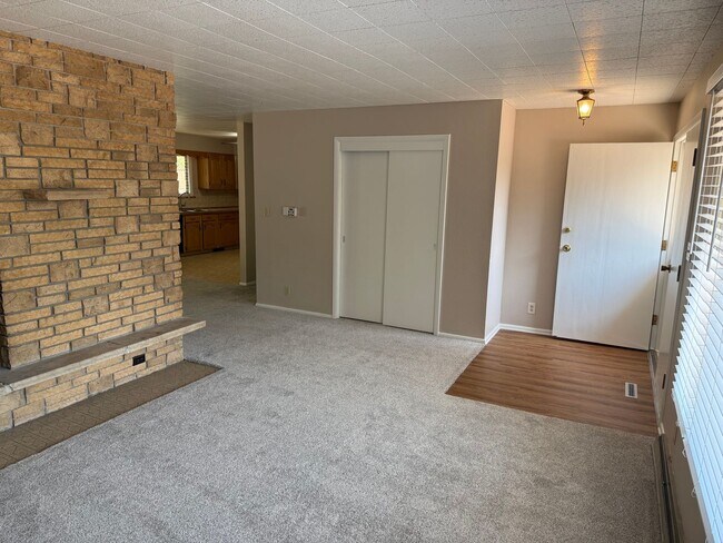 Building Photo - Spacious 2-Bed Home Packed With Comfort and Upgrades