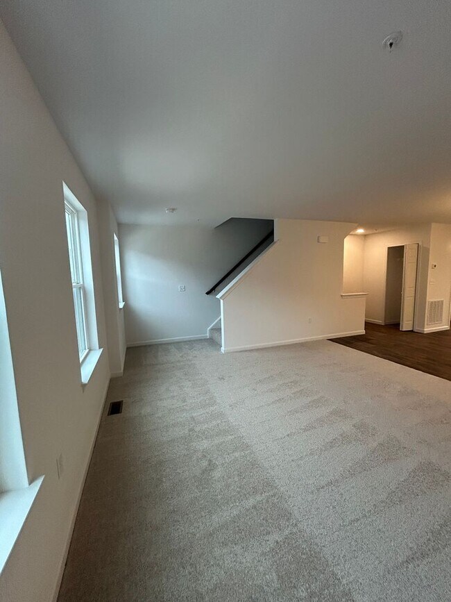 Building Photo - New build 3 bed, 2.5 bath in Carlisle