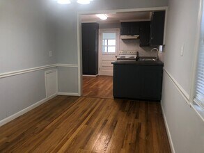 Building Photo - Updated Brick Ranch Conveniently Located