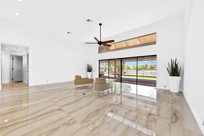 Building Photo - 7511 Brigantine Ln