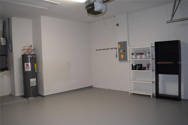 Building Photo - 1714 Fox Glen Ct