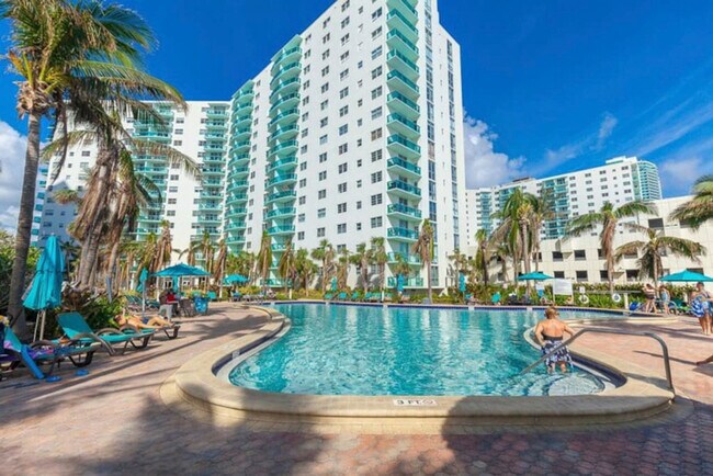 Building Photo - 3801 S Ocean Dr