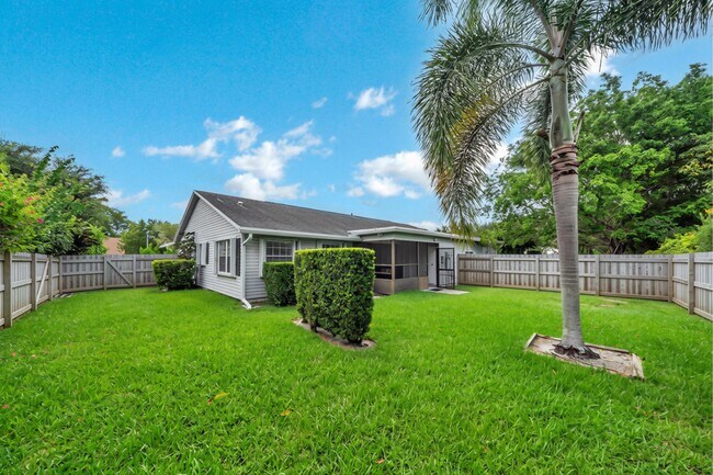 Building Photo - 1350 Riverside Cir
