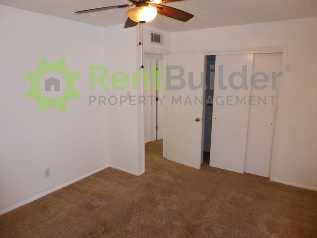 Building Photo - SCHEDULE YOUR SHOWING TODAY