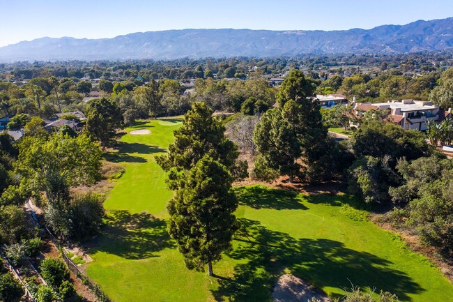 Building Photo - Hidden Oaks Ranch