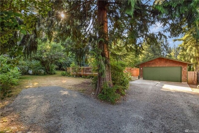 Building Photo - 16112 Jordan Way