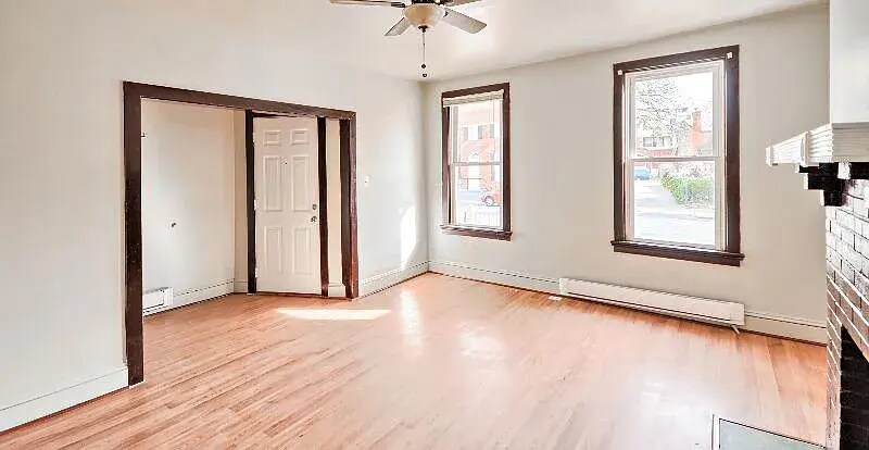 Building Photo - 27 S Jefferson St