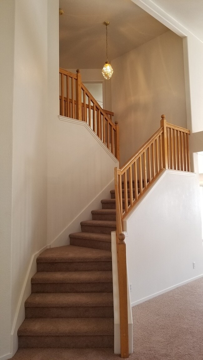 Building Photo - Beautiful 4 bedroom in Citrus Heights!