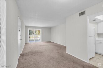 Building Photo - 1830 Maravilla Ave