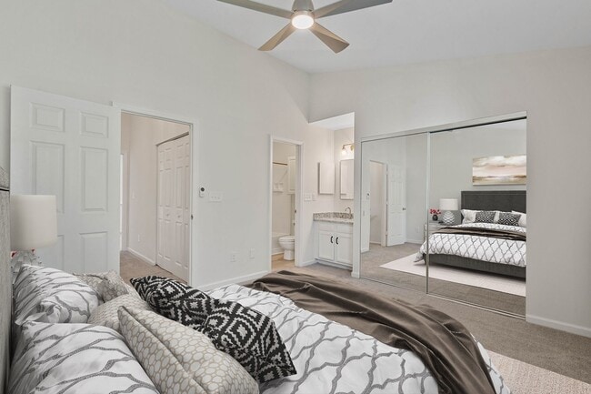 Building Photo - Raintree Country Club Townhome for Rent