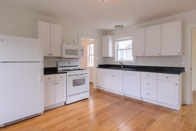 Building Photo - 3 Westerly St