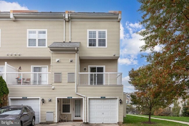 Building Photo - 42379 Goldenseal Square