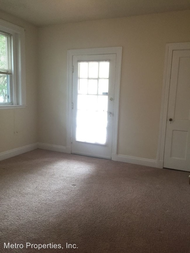 Building Photo - 2800 Park Ave