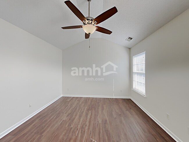 Building Photo - 3927 Bayse Ct