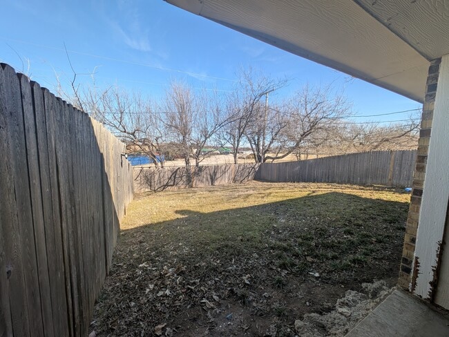 Building Photo - 5316 Hastings Dr