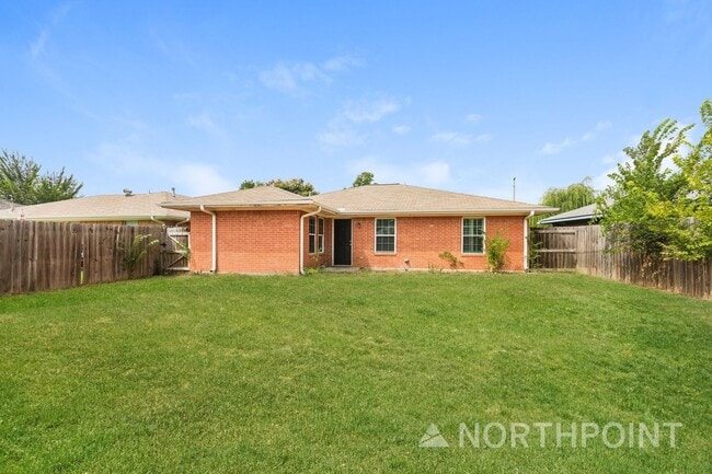 Building Photo - 3 BR/2BA | Newly Renovated Single Family Home | Great backyard| In Forney!