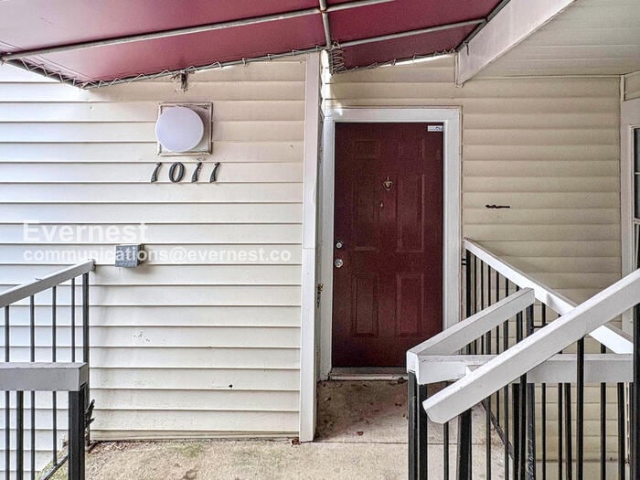 Building Photo - 1011 Fallcrest Ct