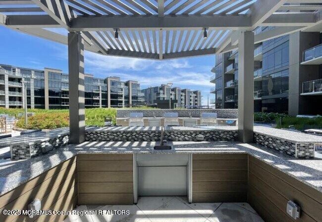 Building Photo - 20 Melrose Terrace