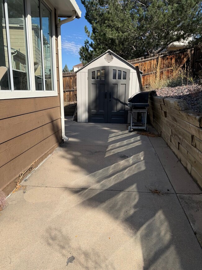 Building Photo - 20356 E Berry Pl