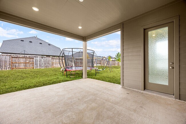 Building Photo - 17535 White Baneberry Dr