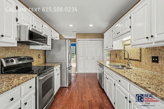 Building Photo - 2804 Scoville Ln