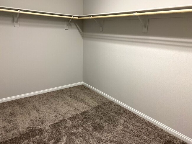 Building Photo - 3051 Concepcion Ct