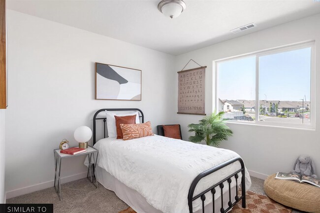 Building Photo - 3bd 2.5ba Home In new Sunridge Community!