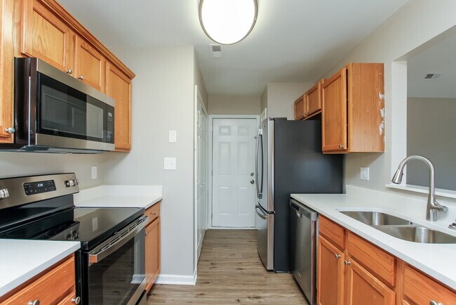 Building Photo - 505 Lisa Carol Dr