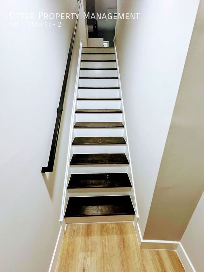 Building Photo - 926 S 15th St