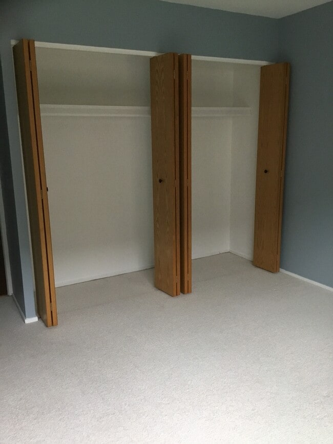 2nd bedroom closet - 1245 S Maple Rd