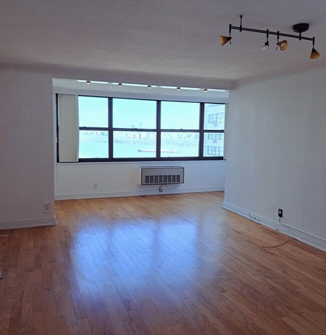 Building Photo - 7000 JFK Blvd E