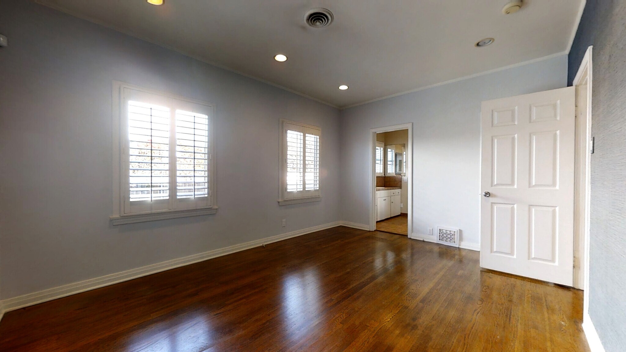Building Photo - 123 N La Jolla Ave