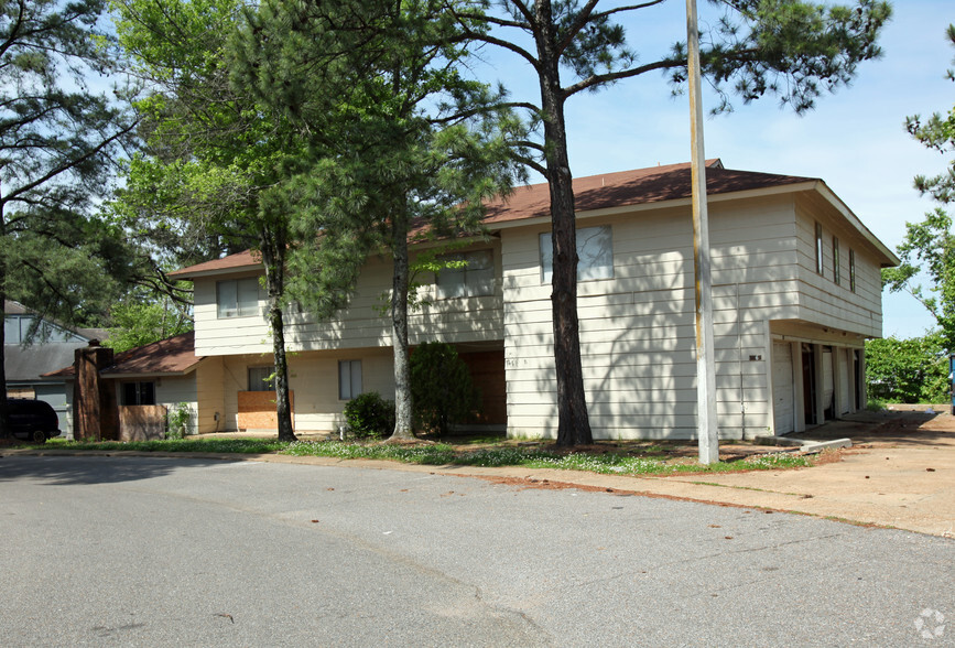 Building Photo - Flairwood Apartments