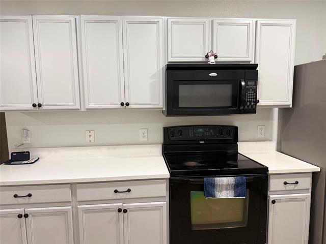 Building Photo - 6925 Planters Row Dr