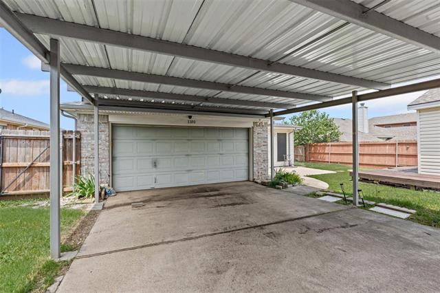 Building Photo - 1100 Cedarcrest Dr