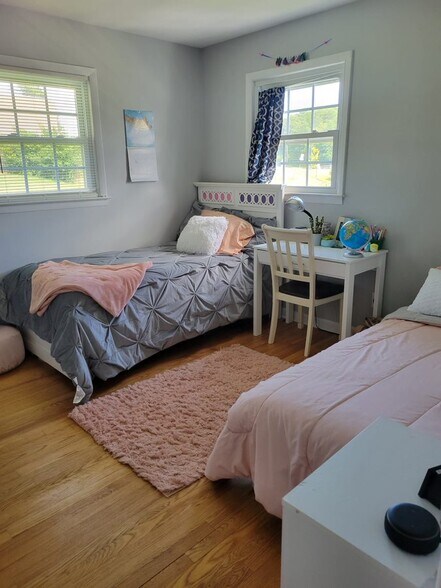 Bedroom 2 - 508 Longview Dr