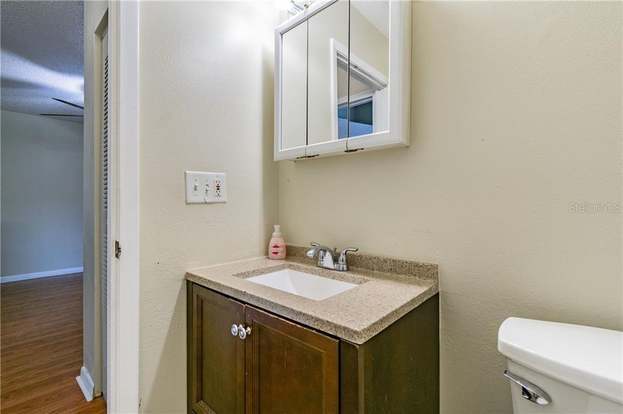 Building Photo - 13608 S Village Dr