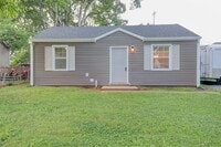 Building Photo - Renovated 2 Bedroom