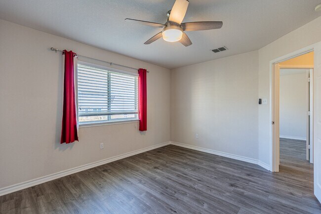 Building Photo - 21226 Villa Valencia