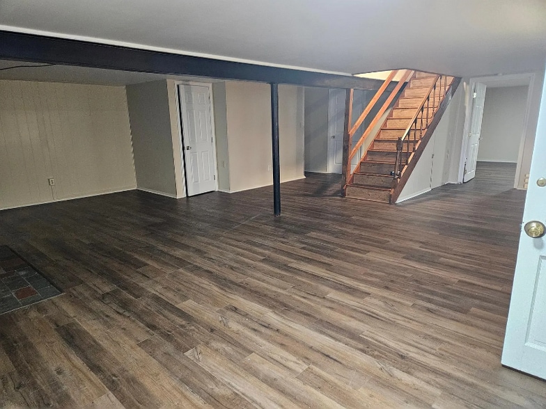 Building Photo - 167 Waldo Rd