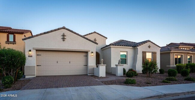 Building Photo - 8543 W Palo Verde Dr