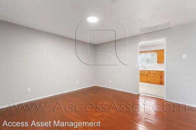 Building Photo - 4 br, 2 bath House - 4108 Agate St