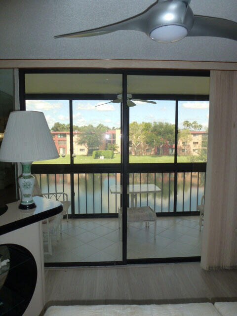 Building Photo - 5550 Witney Dr
