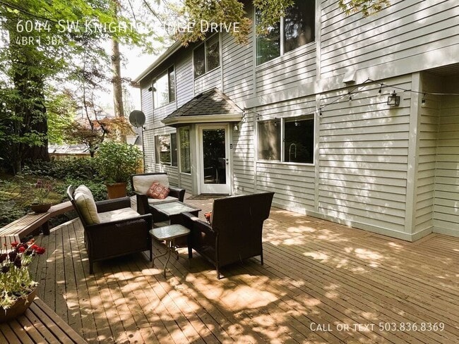 Building Photo - 6044 SW Knightsbridge Dr