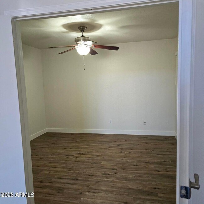 Building Photo - 11606 W Grapefruit Ct