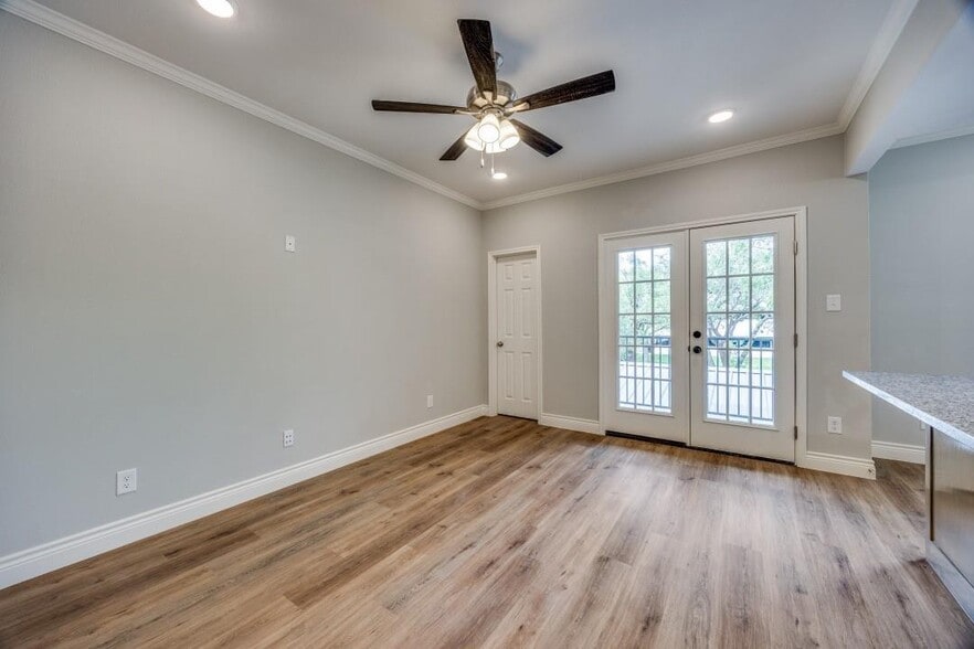 Building Photo - 5325 Bent Tree Forest Dr