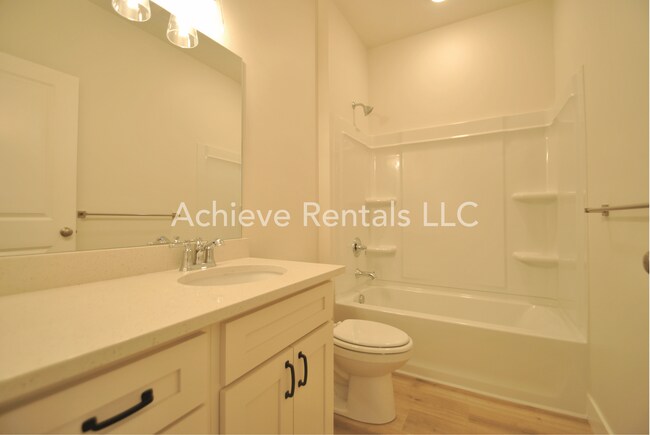 Building Photo - 1557 North 110