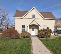 Building Photo - 207 E 100 N