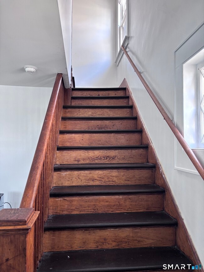 Building Photo - 94 Prospect Ave